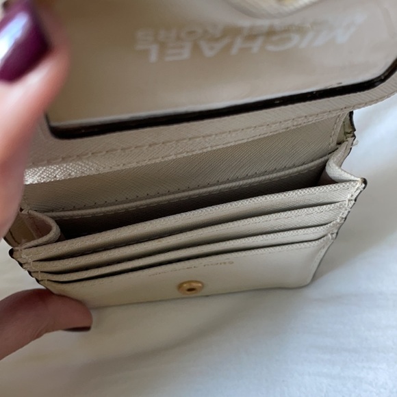 NEW  MICHAEL Michael Kors authentic classic wallet - Picture 5 of 7